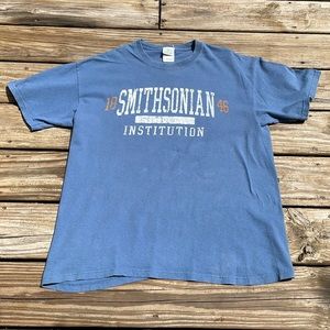Smithsonian Institution Tshirt Blue Large